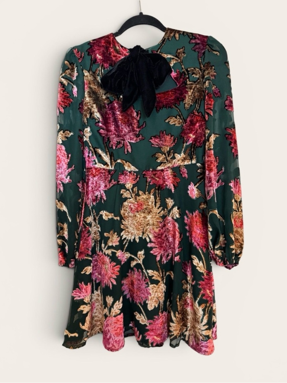 Hope & Ivy Antonia Dress Size 10 Like New Feminine Floral Mini Dress W020